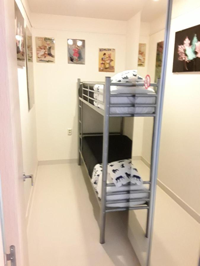 马尔韦利亚Front Port Line Sleeps 6公寓 外观 照片