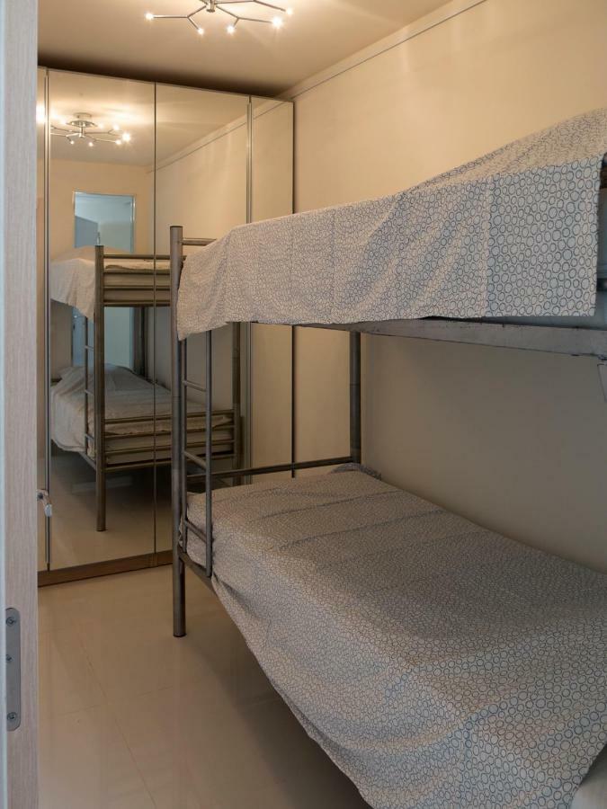 马尔韦利亚Front Port Line Sleeps 6公寓 外观 照片